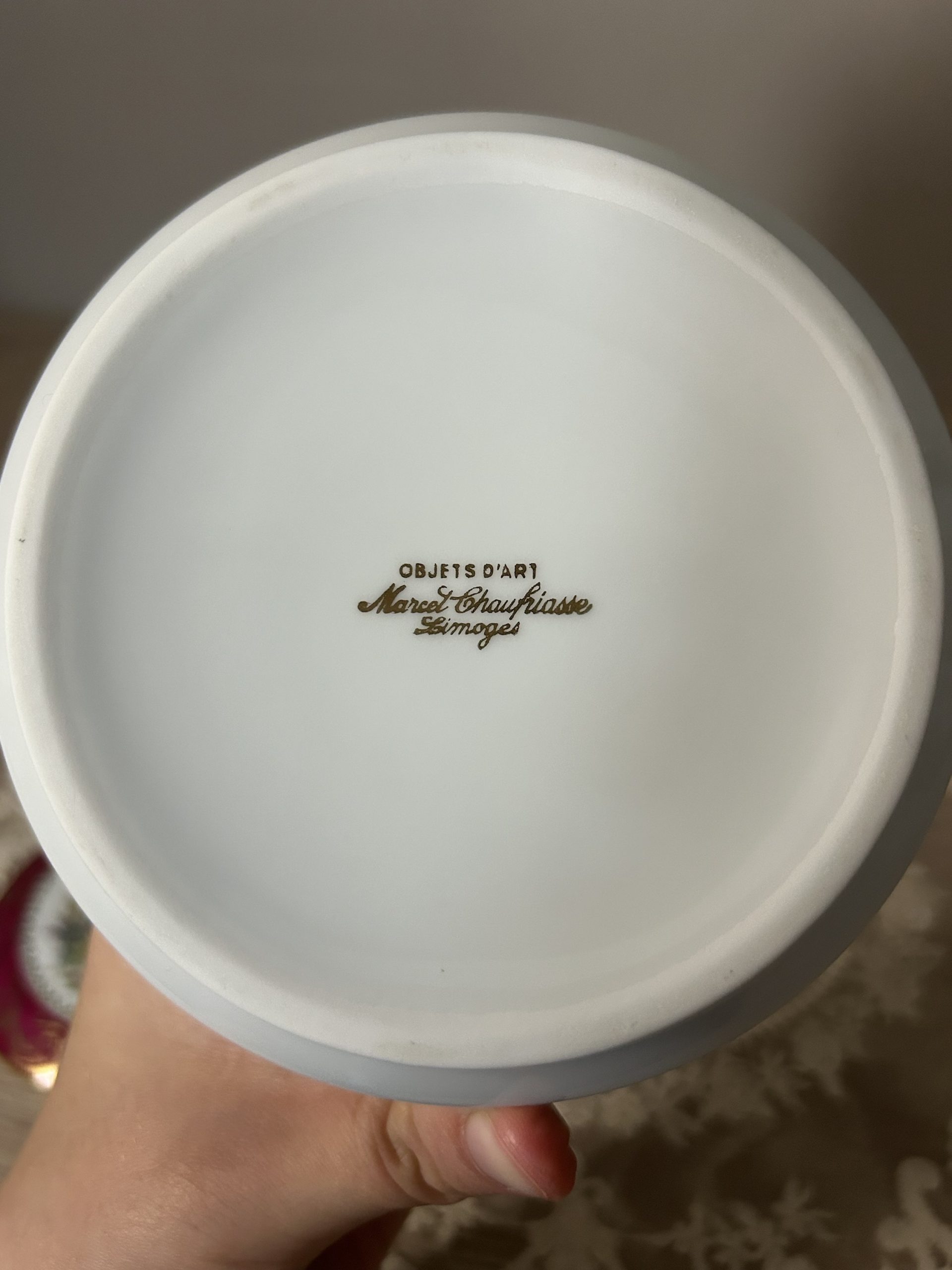 img_8453 boîte à bijoux ou bonbons en porcelaine de limoges avec décor watteau