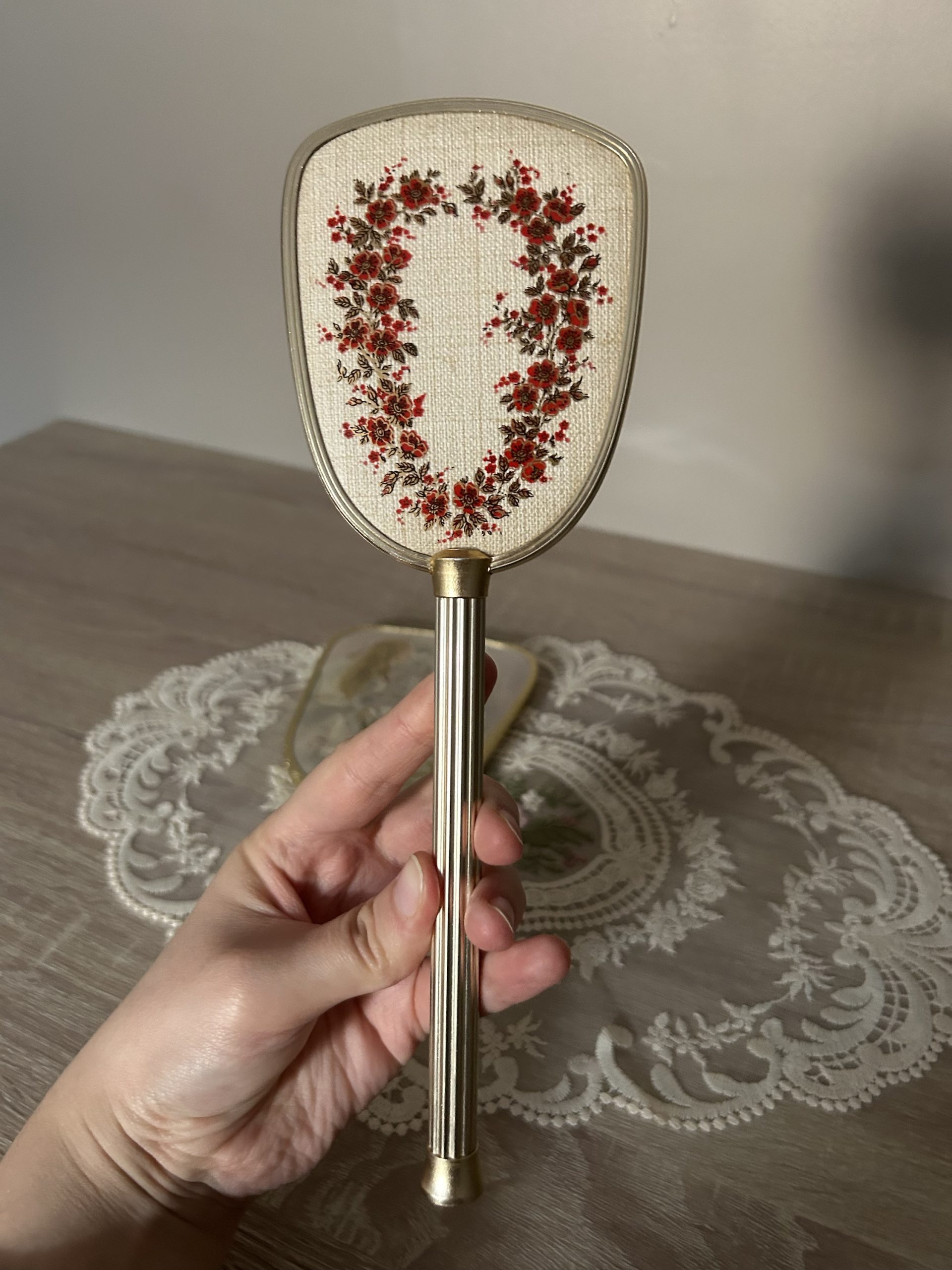 img_8959 ensemble miroir et brosse vintage